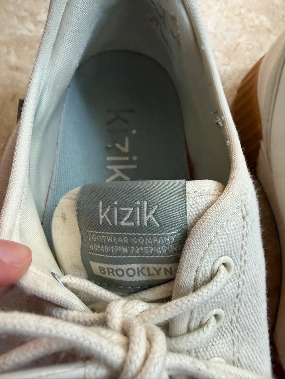Kizik Brooklyn Sneaker - Picture 6 of 9